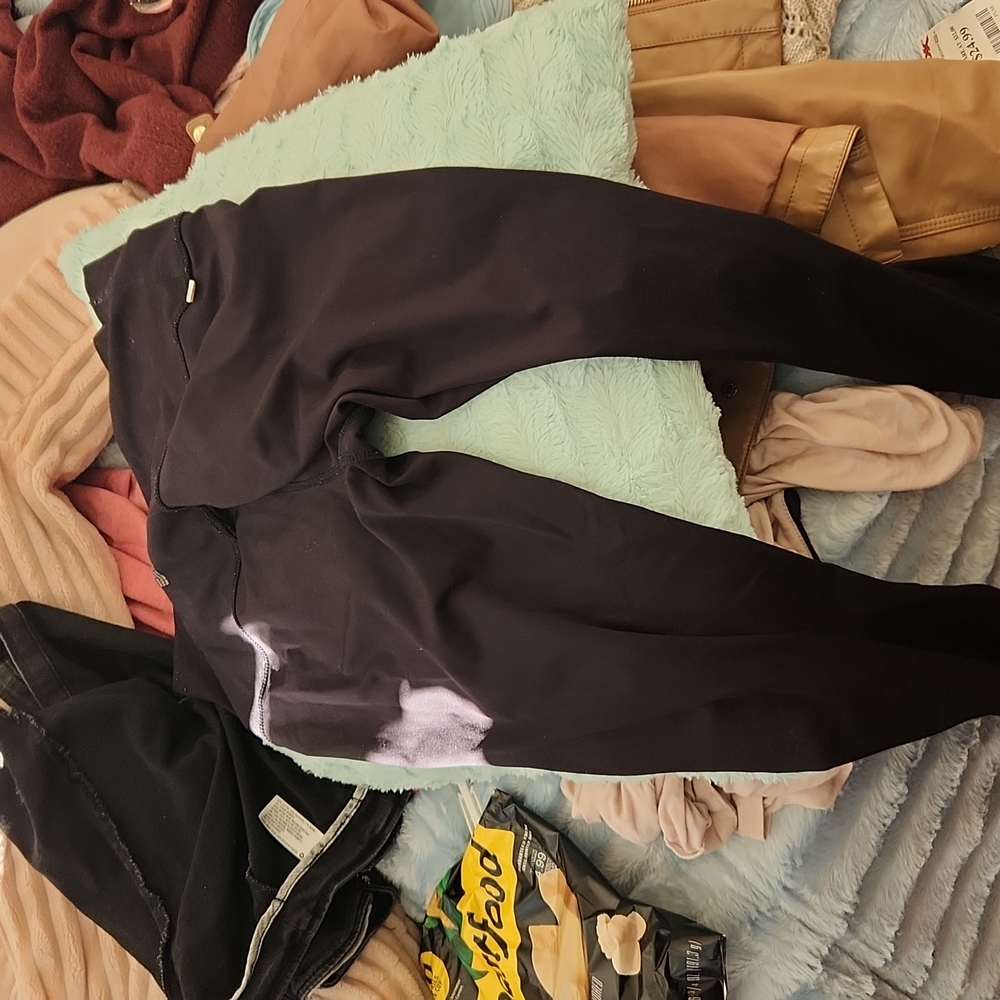 Yogalicious lux soft naked feel legging